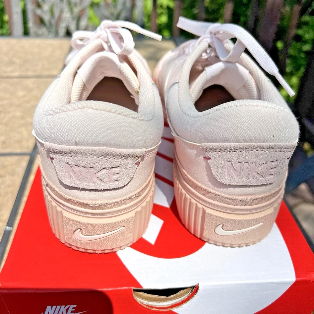 Nike court legacy